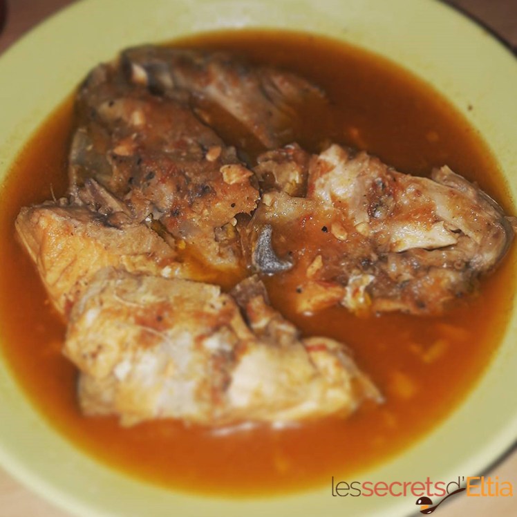 Soupe de tête de saumon